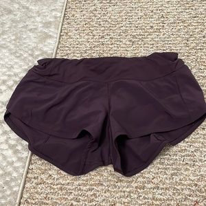 Lululemon Speed up 2.5 shorts